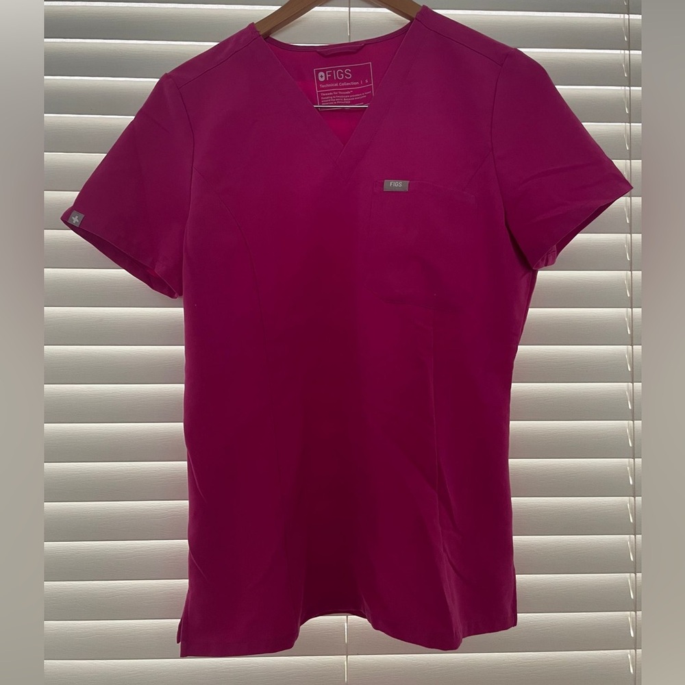 Figs Catarina Scrub Top, Raspberry